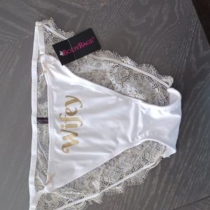 🎈4 -$5 items for $10🎈Body rage wifey panties